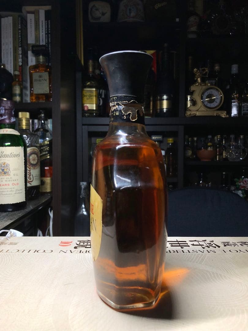 古酒。三楽デラックスオーシャン ウイスキーDELUXE OCEAN WHISKY