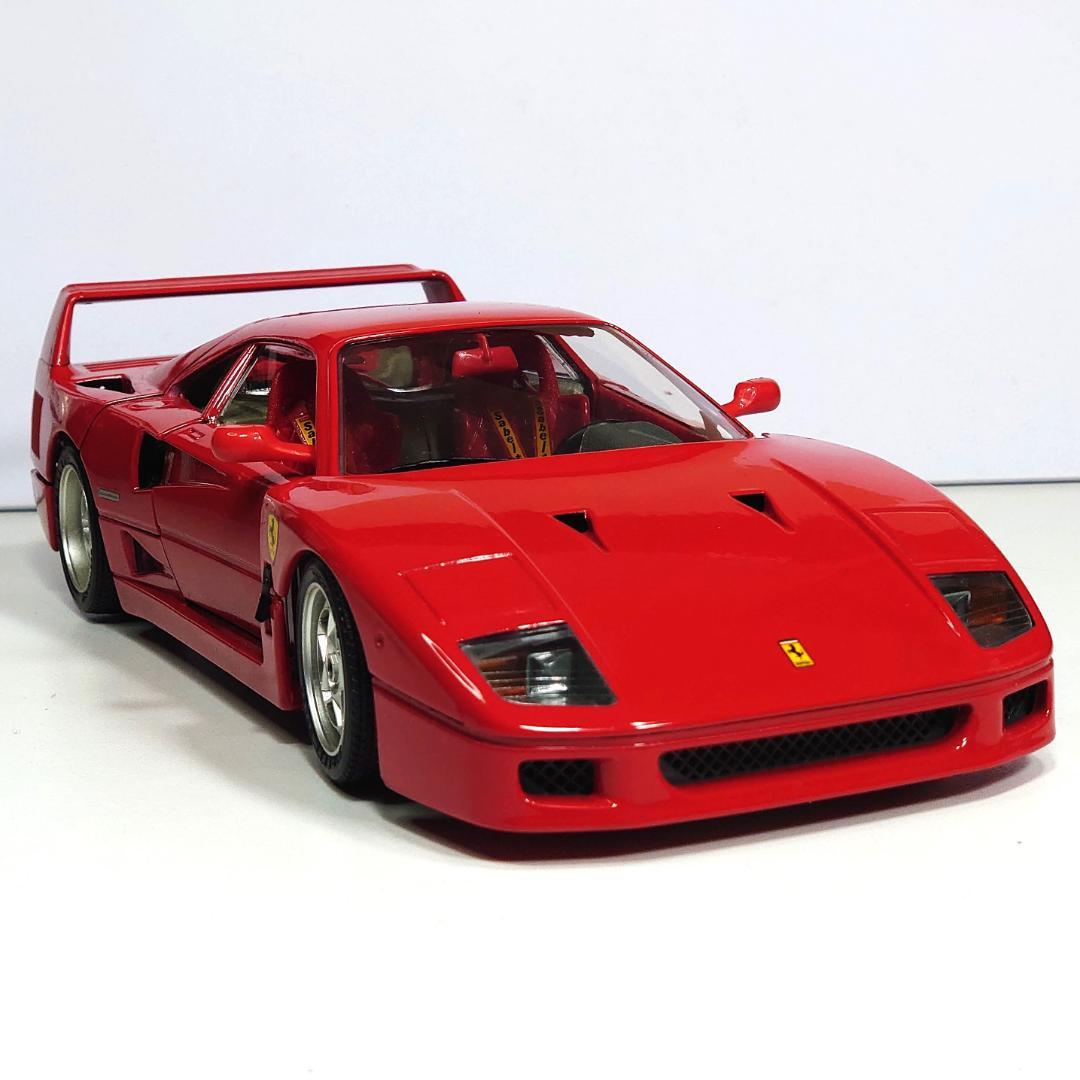 bburago　フェラーリ　F40　1/18　ゴールドコレクション