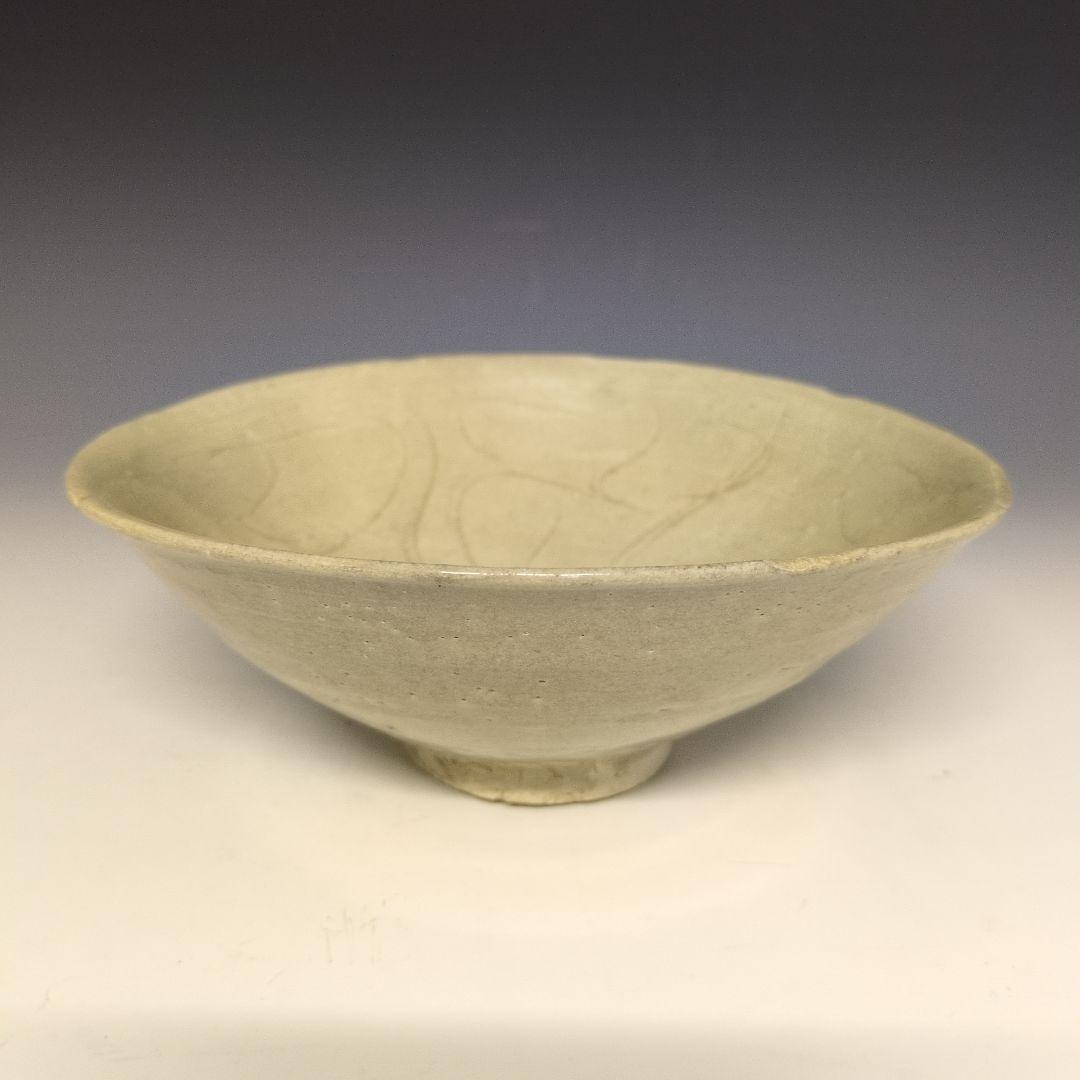 越州窯青磁刻文碗 宋時代