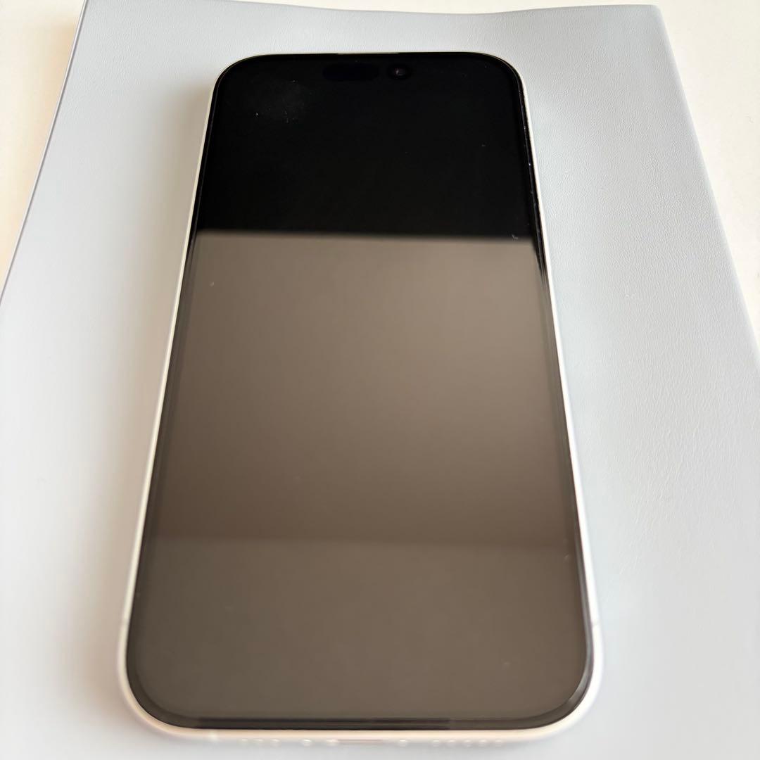 【傷なし美品】iPhone16 ホワイト 128GB SIMフリー ケース付き