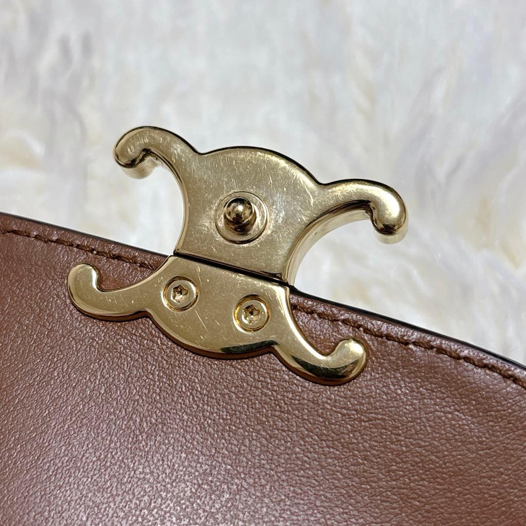 美品✨CELINE トリオンフ スモールフラップウォレット 三つ折り ブラウン