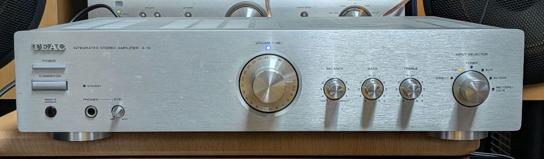 く*ん様 TEAC A-1D プリメインアンプ シルバー