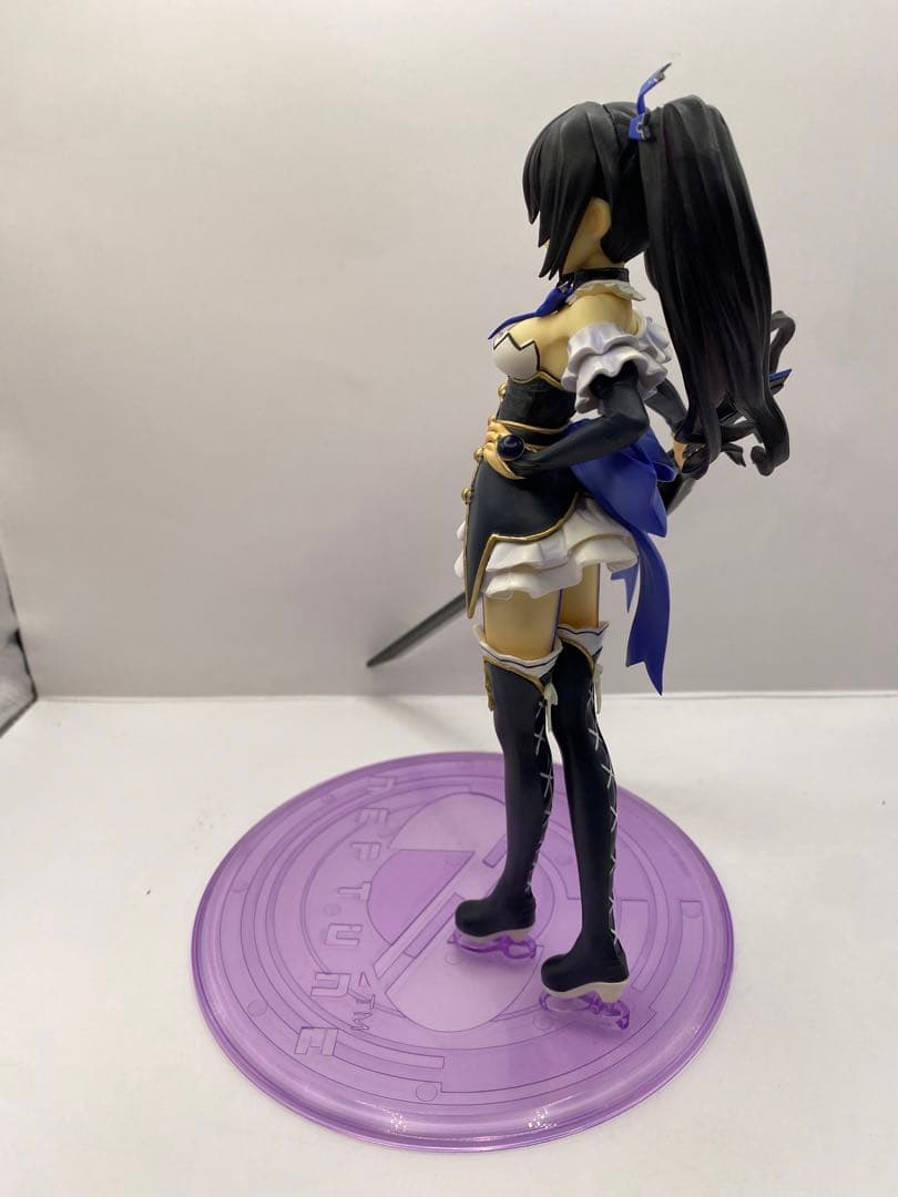 超次元ゲイム　ネプテューヌ　ノワール　1/8スケール　フィギュア