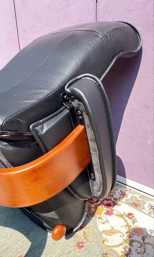 ストレスレスリクライニングチェア