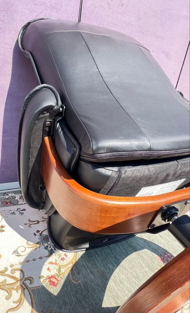 ストレスレスリクライニングチェア