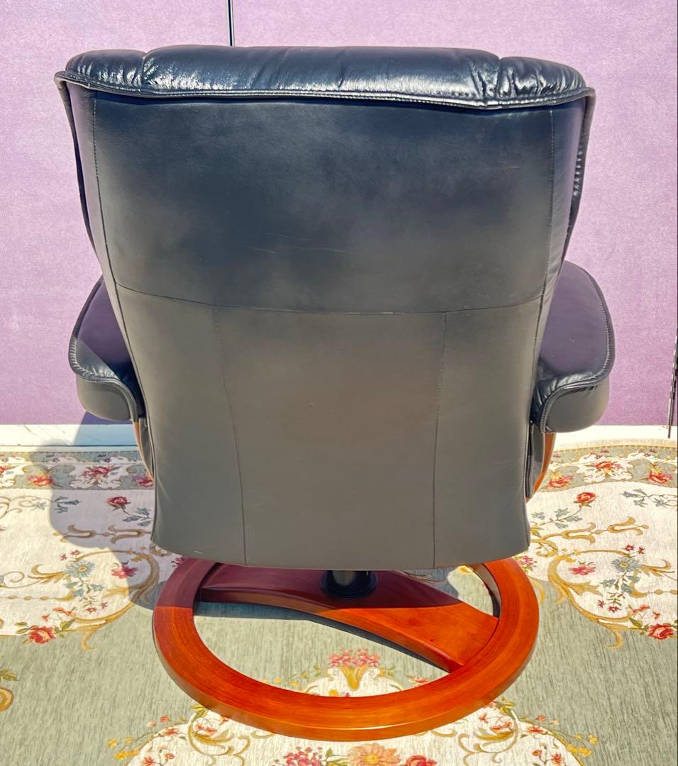 ストレスレスリクライニングチェア