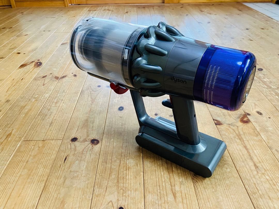【ジャンク品】dyson ダイソン コードレス 掃除機　V11 Fluffy