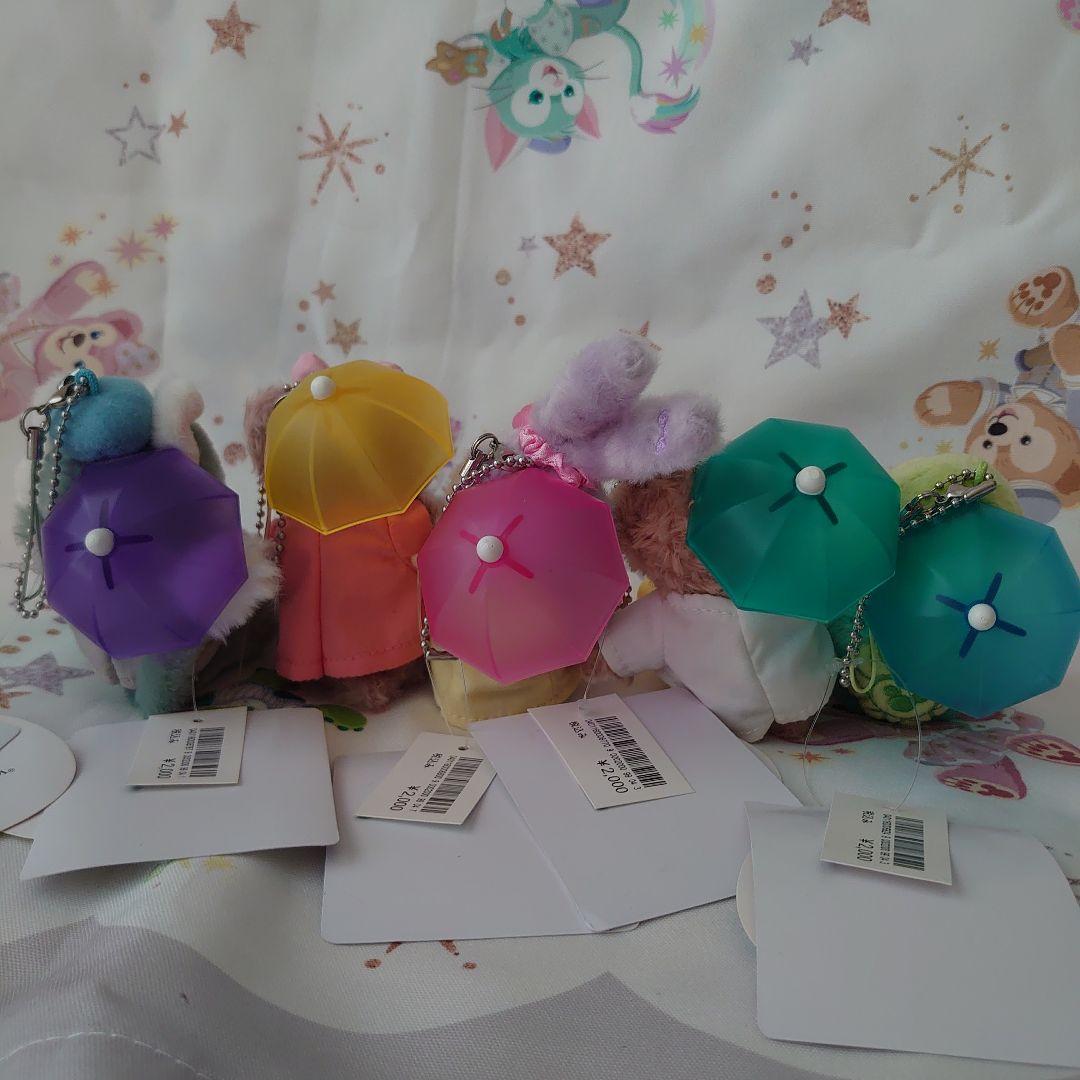 新品ダッフィー&フレンズレイニーデイズディズニーぬいぐるみストラップ