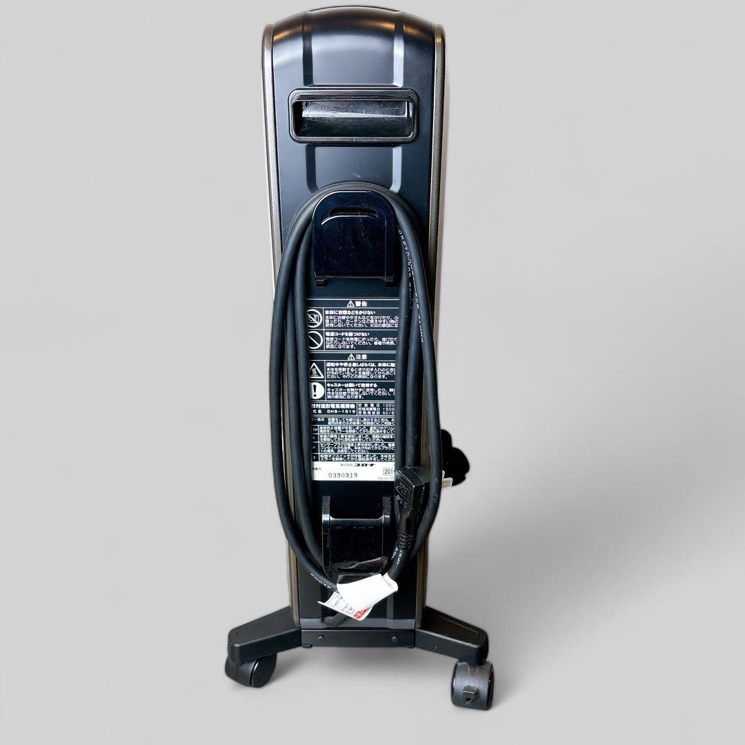 【美品】CORONA DHS-1519 オイルヒーター　ノイルヒート コロナ