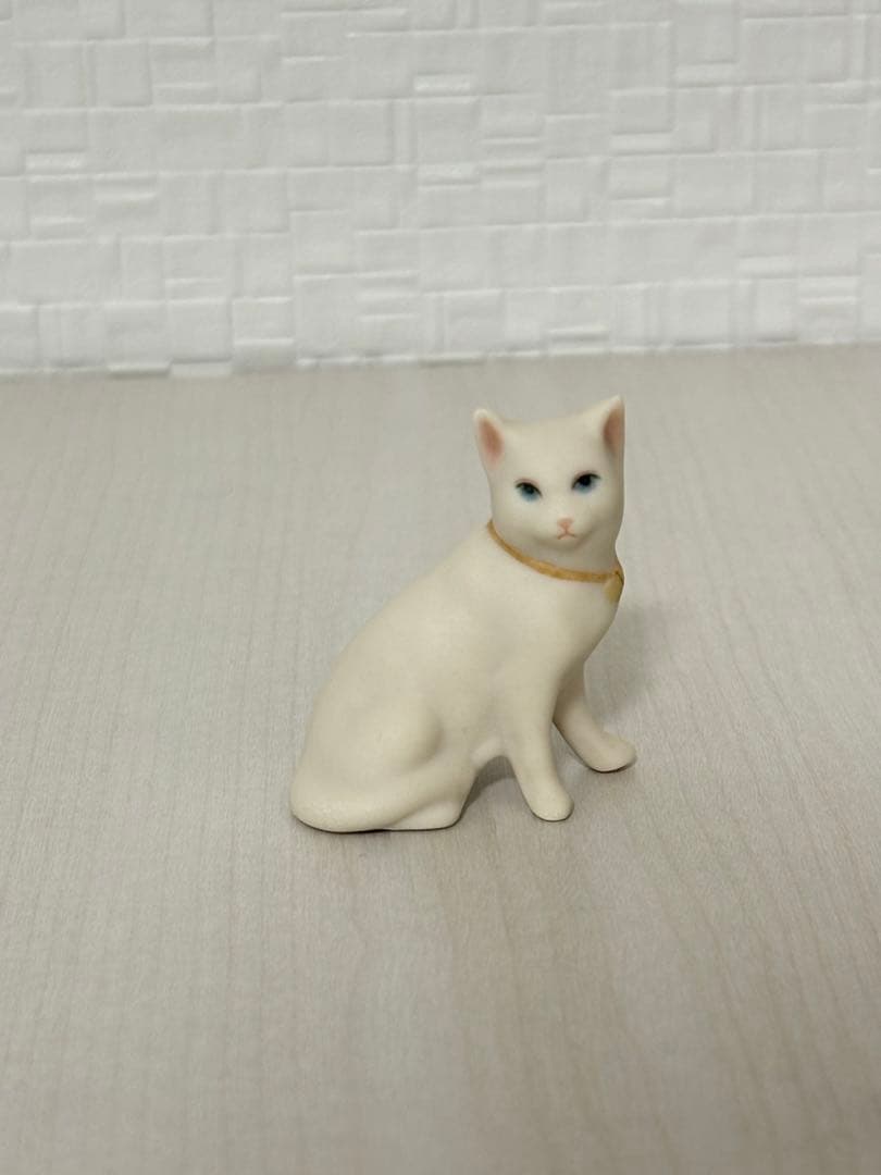 Le Petit Bijou (ル・プチ・ビジュー) 様　ビスクドール　白猫