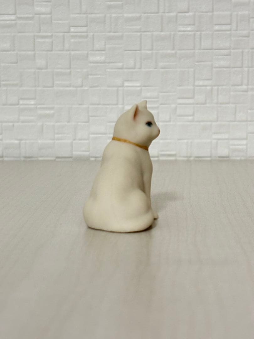 Le Petit Bijou (ル・プチ・ビジュー) 様　ビスクドール　白猫