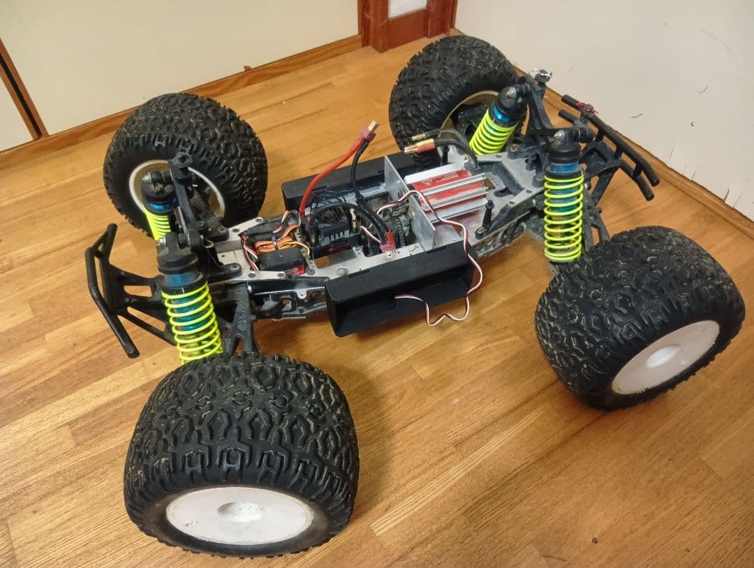 LOSI LST2 ブラシレスコンバージョン