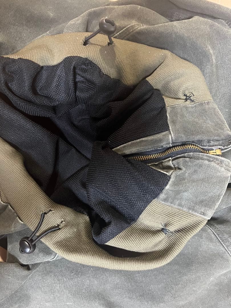 Carhartt アクティブジャケット J25 MOS 革パッチ モスグリーン