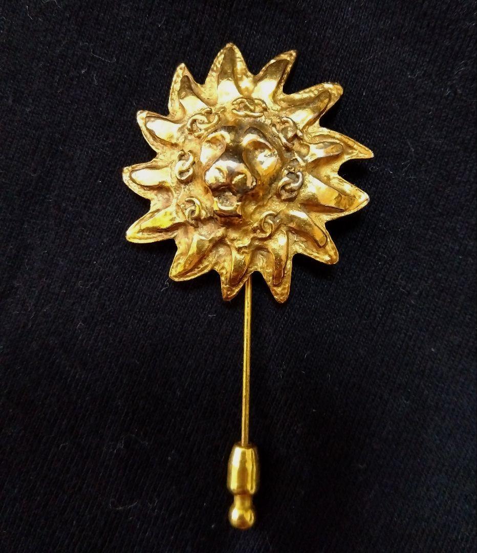 ★CHANEL★ヴィンテージ ライオン 太陽 ゴールドピンブローチ