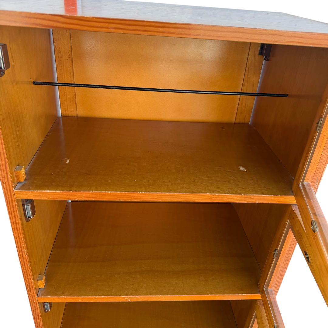 両面開き キャスター付 レトロ木製キャビネット