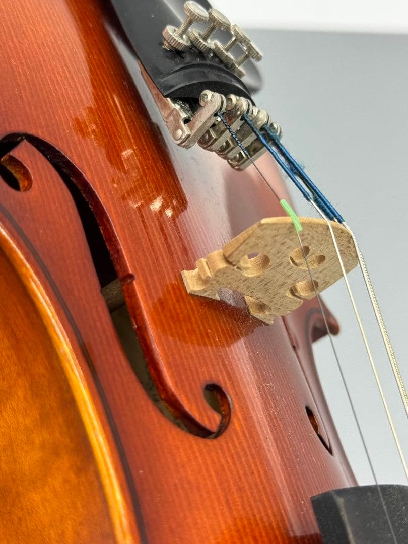 左下 スズキ バイオリン 1/2 バイオリン No.200 2001 弓ケース付