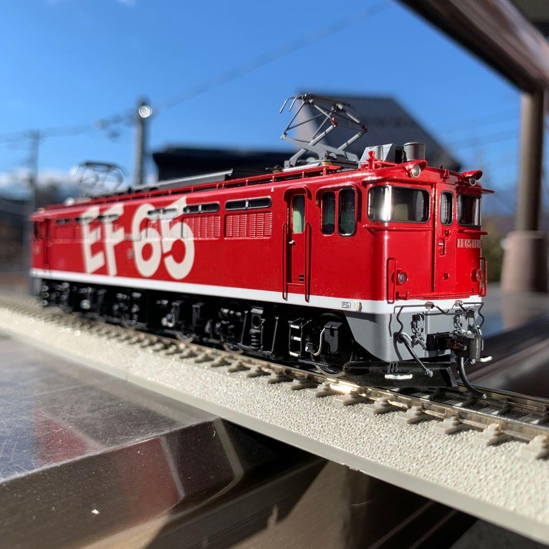 カツミ　ＥＦ651118号機　レインボー塗装