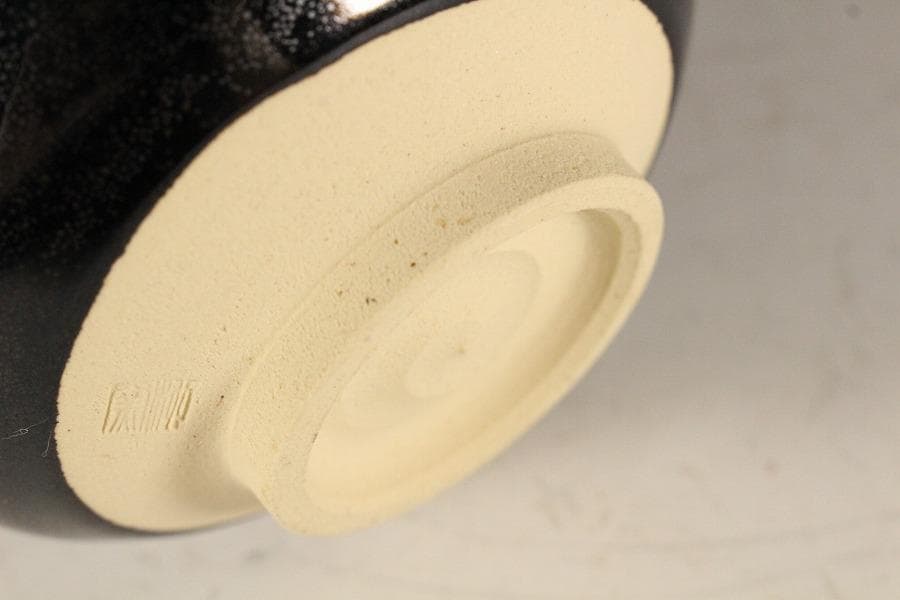 茶道具 油滴天目釉 筒 茶碗 共箱(K-A362)