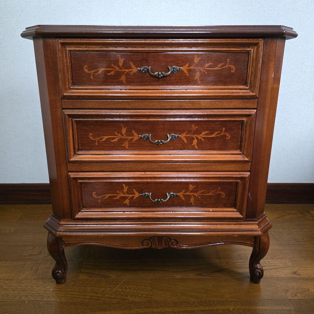 アッティカ　チェスト　三段　イタリア　象嵌　家具　猫足