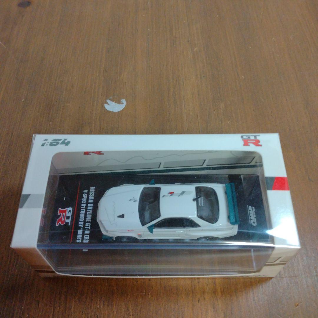 イノモデル　Inno64 GT-R R34 V-SPEC ミニカー