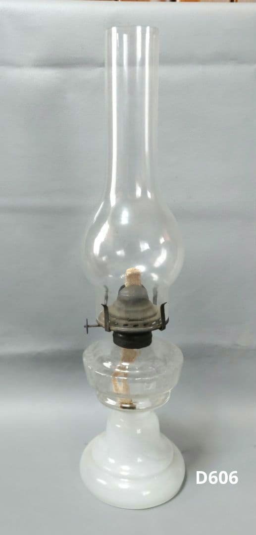 大正硝子　オイルランプ　乳白　　D606