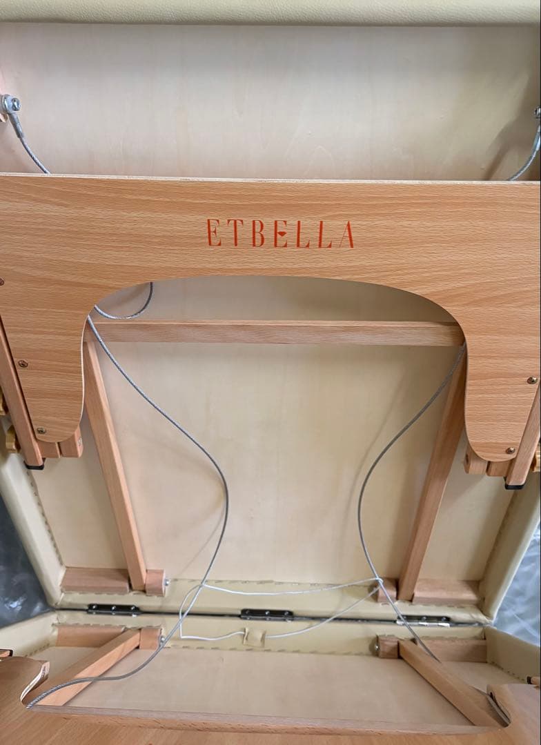 ろいちひ様用【新品未使用】マッサージ　ベッド　折りたたみ