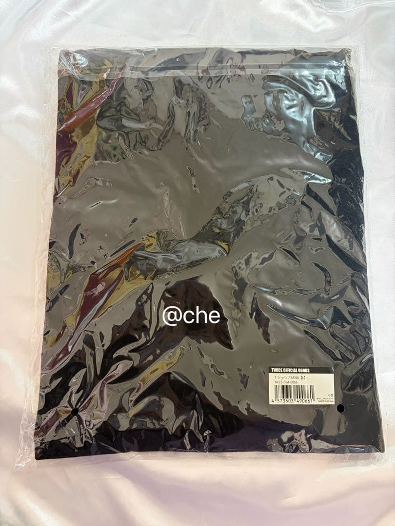 TWICE THIS IS FOR Tシャツ　サナ