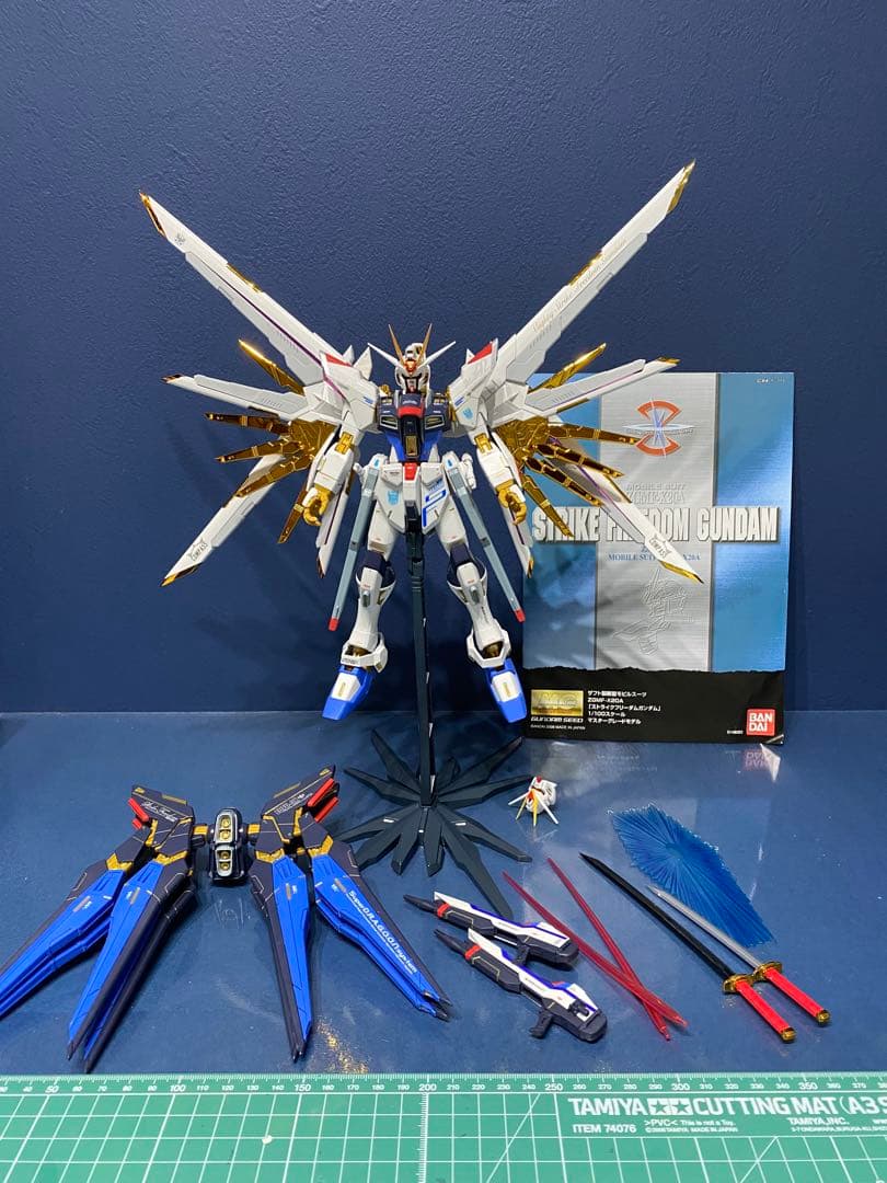 MG ストライクフリーダムガンダム、弍式風、マイティーストライク換装セット完成品