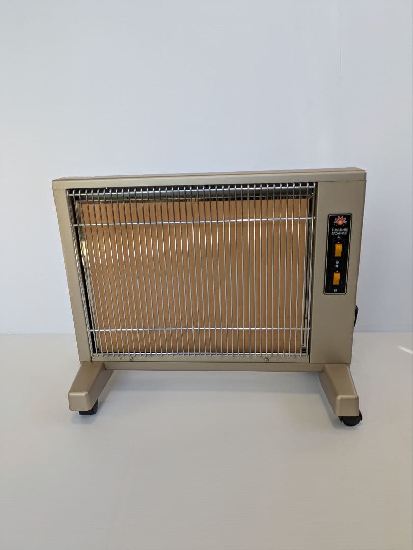 遠赤外線暖房器 　サンルミエ キュート 　E800LS　日本製