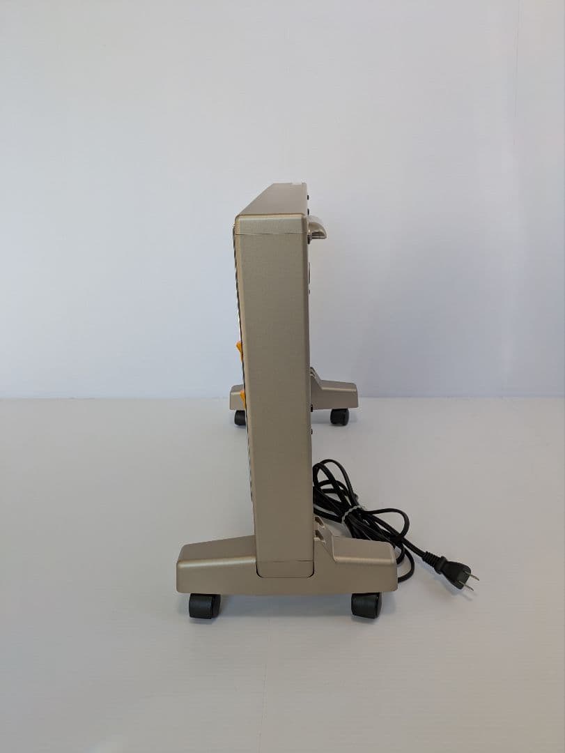 遠赤外線暖房器 　サンルミエ キュート 　E800LS　日本製