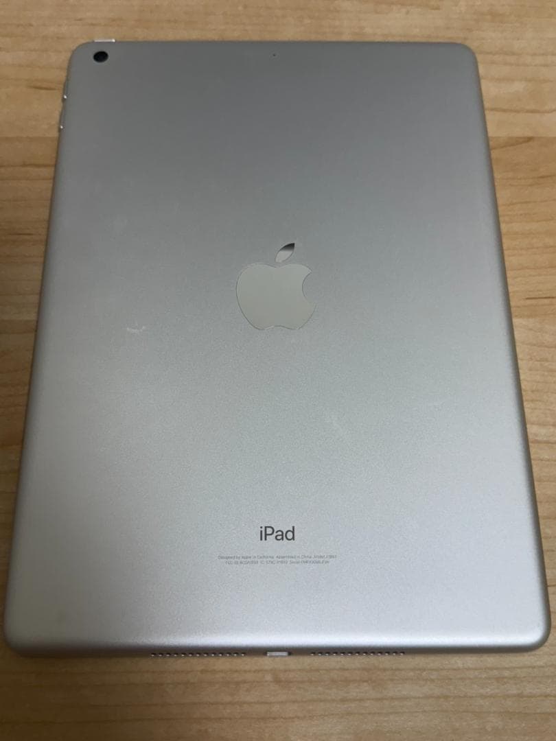 iPad 第6世代 32GB Apple Wi-Fiモデル