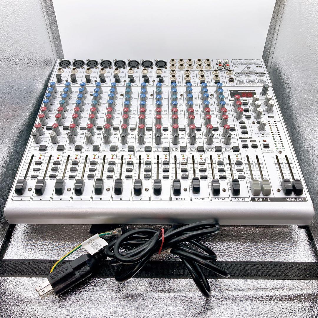 BEHRINGER UB2222FX-PRO ミキサー　通電確認済　送料無料