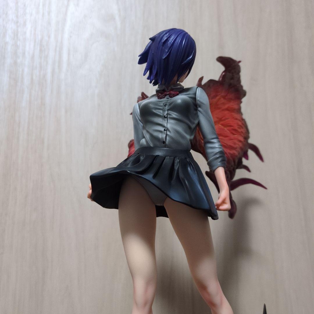 ① 東京喰種　霧嶋董香　トーカ　フィギュア　海外製　約40cm