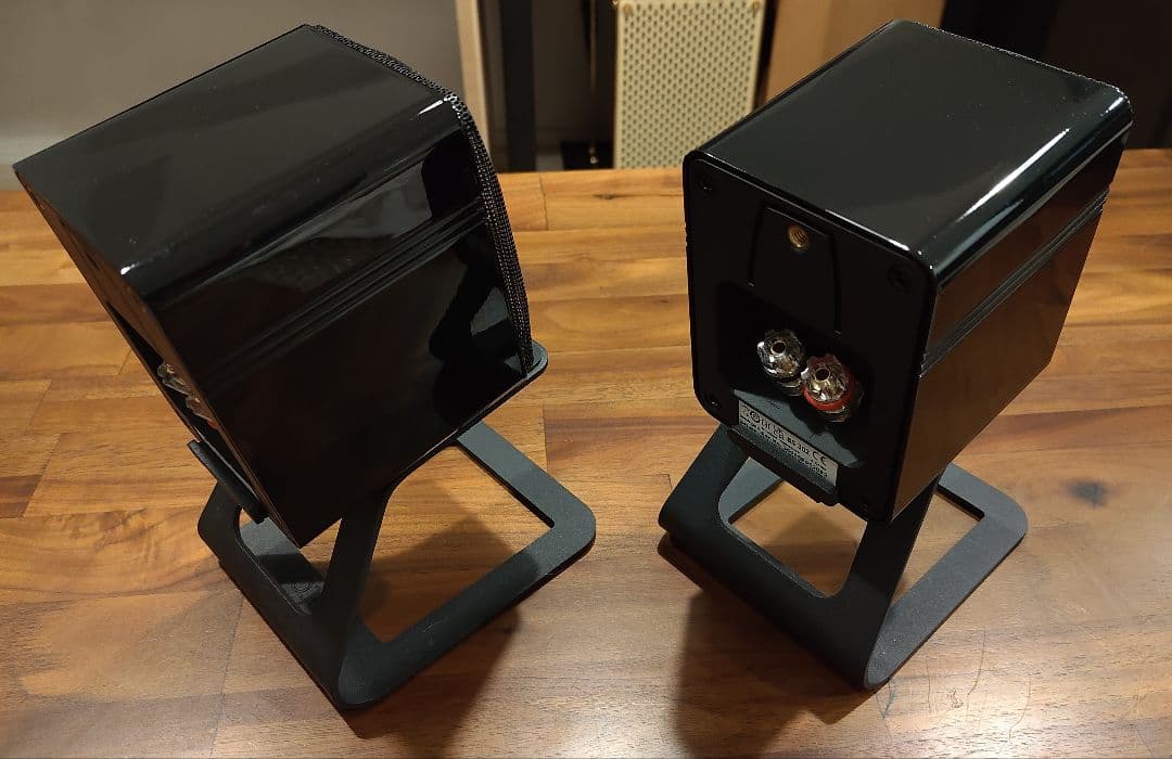 ELAC BS302 2本セット ミニスタンド付き