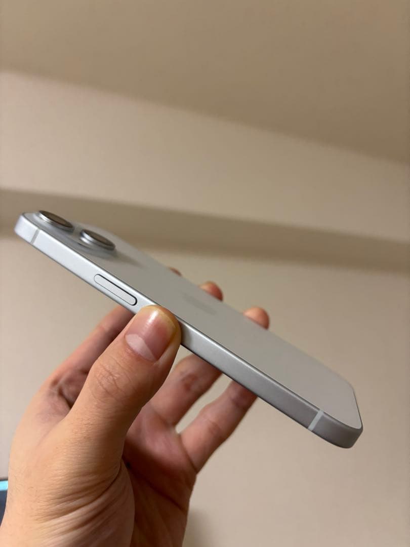 【限定価格】iphone15 128GB SIMフリー　美品✨