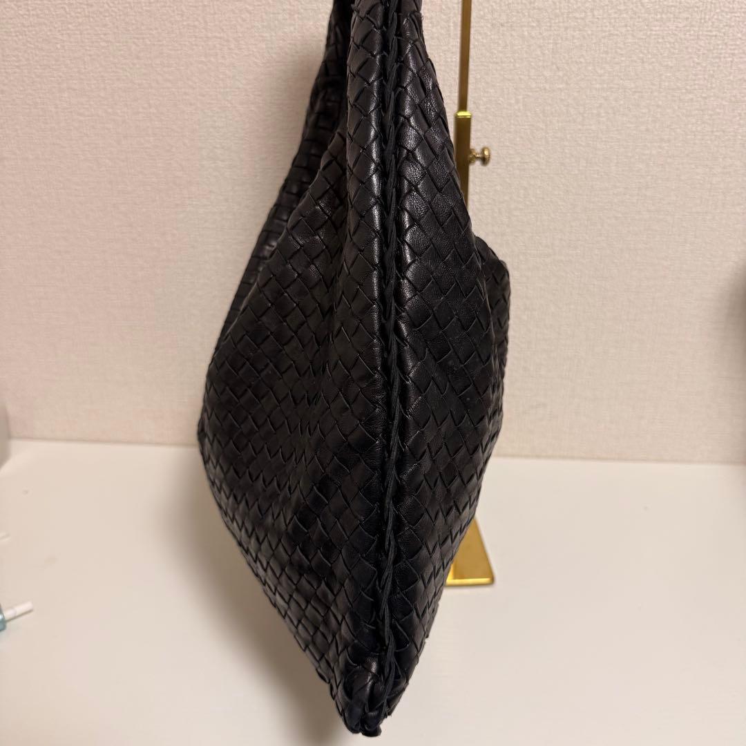 BOTTEGA VENETA イントレチャート ホーボー ショルダーバッグ