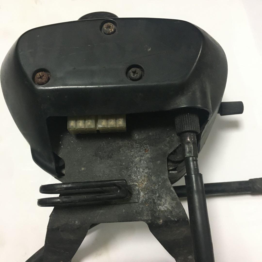 スズキカタナスピードメーター送料込み中古品