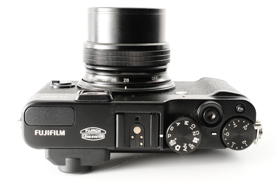 【美品】 フジフィルム Fujifilm X20