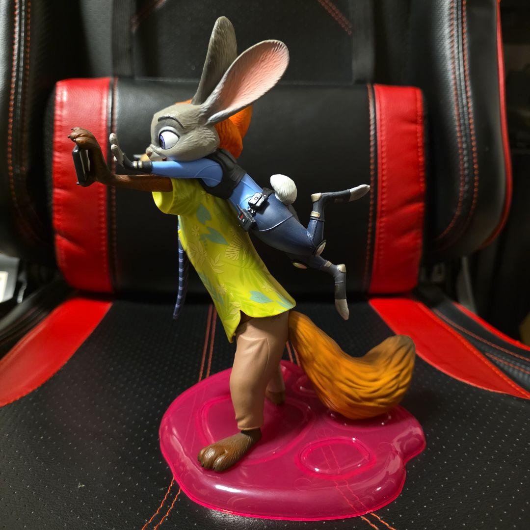 美品 Happyくじ A賞 ニック ジュディ セルフィーフィギュア ズートピア