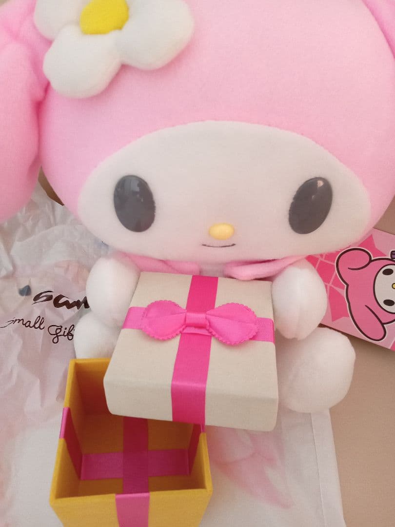 激レア　マイメロディ　プレゼントboxぬいぐるみ 　マイメロディ　ぬいぐるみ