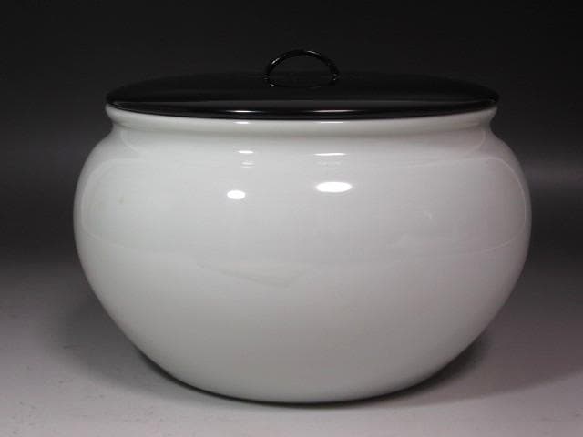 ☆　手塚桃峰　引船水指　堀内流　十二代　兼中斎　宗完　花押がございます☆y513