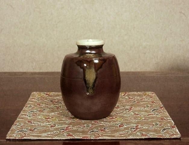 高取焼　元永彰一作　肩衝　茶入　無傷　共箱　茶入　古物。