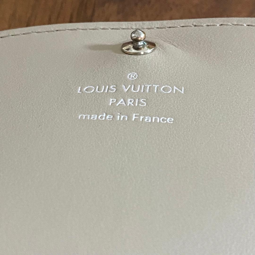 【匿名配送】ルイヴィトン　正規品　ポルトフォイユ・イリス　コンパクト