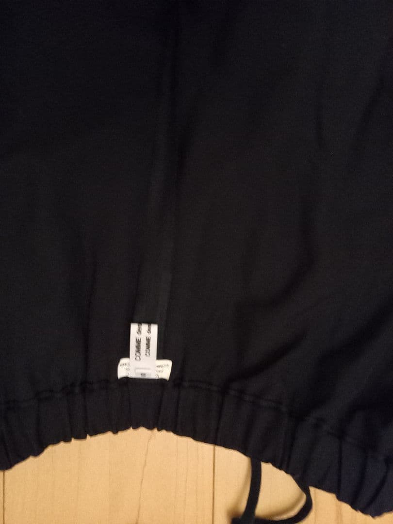 美品コム・デ・ギャルソン裾変形キュロット(黒)