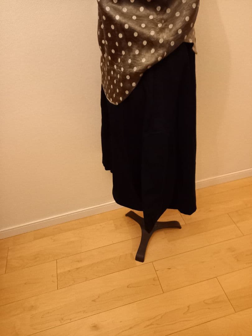 美品コム・デ・ギャルソン裾変形キュロット(黒)