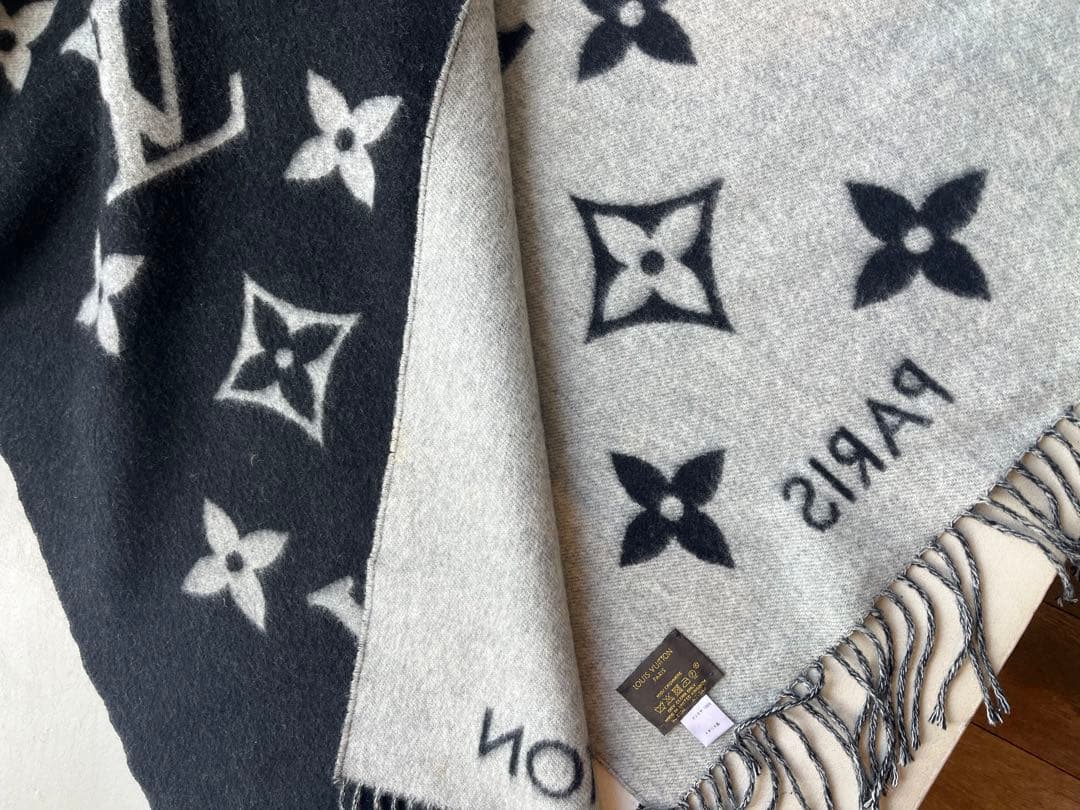 【新品未使用】LOUIS VUITTON マフラー ブラックグレー　カシミヤ