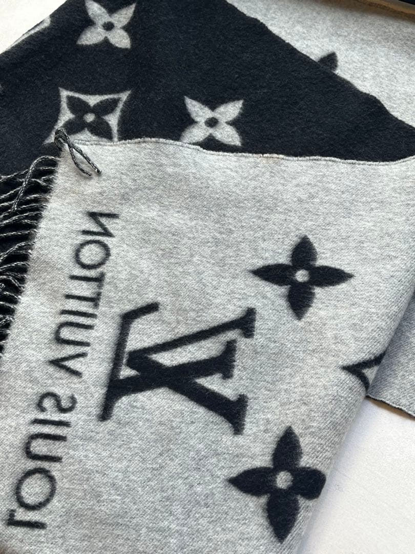 【新品未使用】LOUIS VUITTON マフラー ブラックグレー　カシミヤ