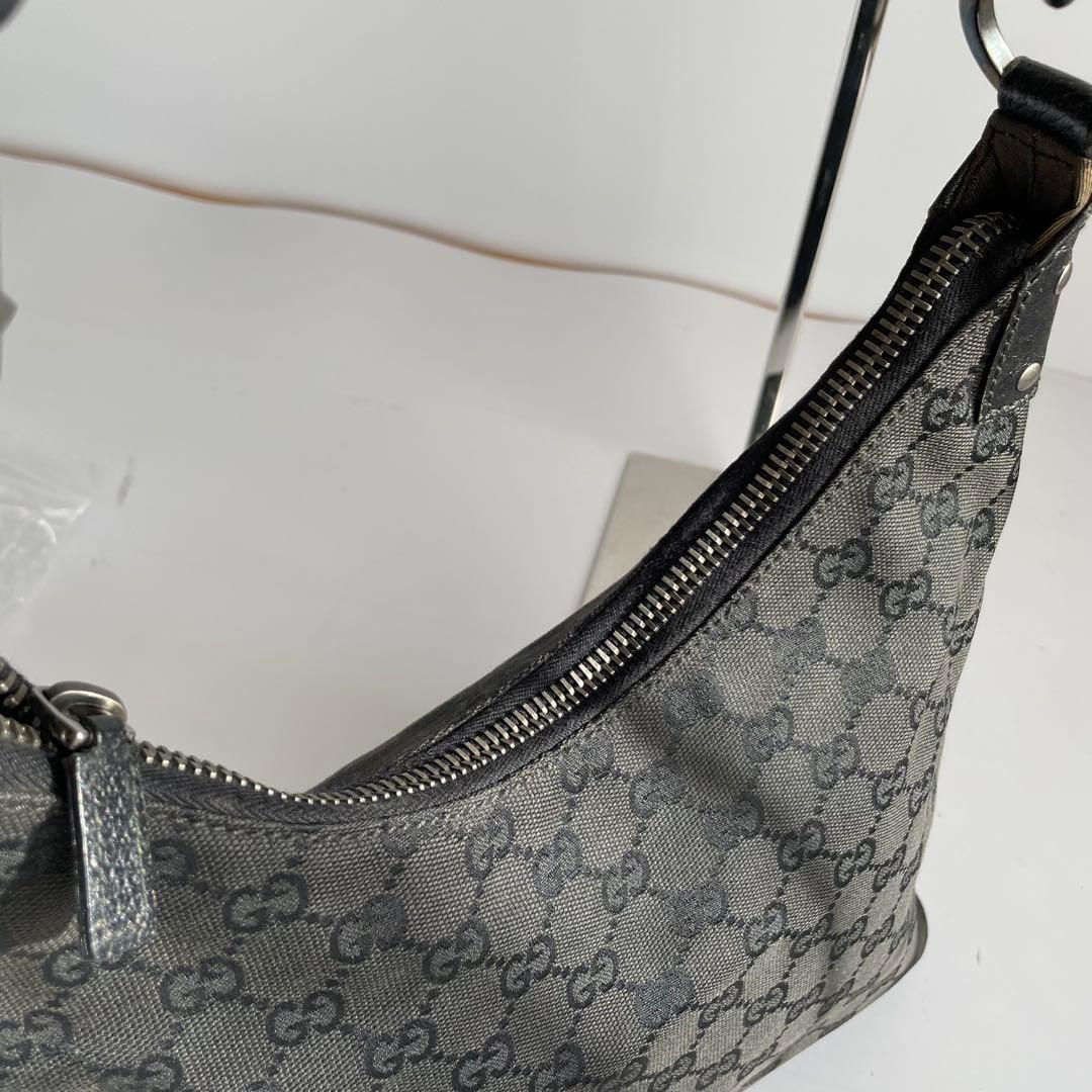 ✨極美品✨　GUCCI ショルダーバッグ　ggキャンバス　レザー　黒