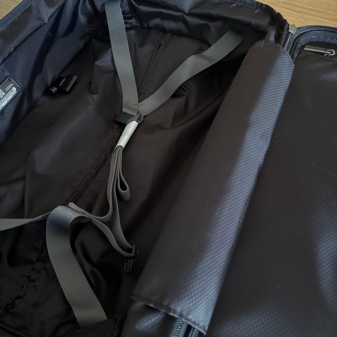 未使用！ＴＵＭＩ　インターナショナル・エクスパンダブル・4ウィール・キャリーオン