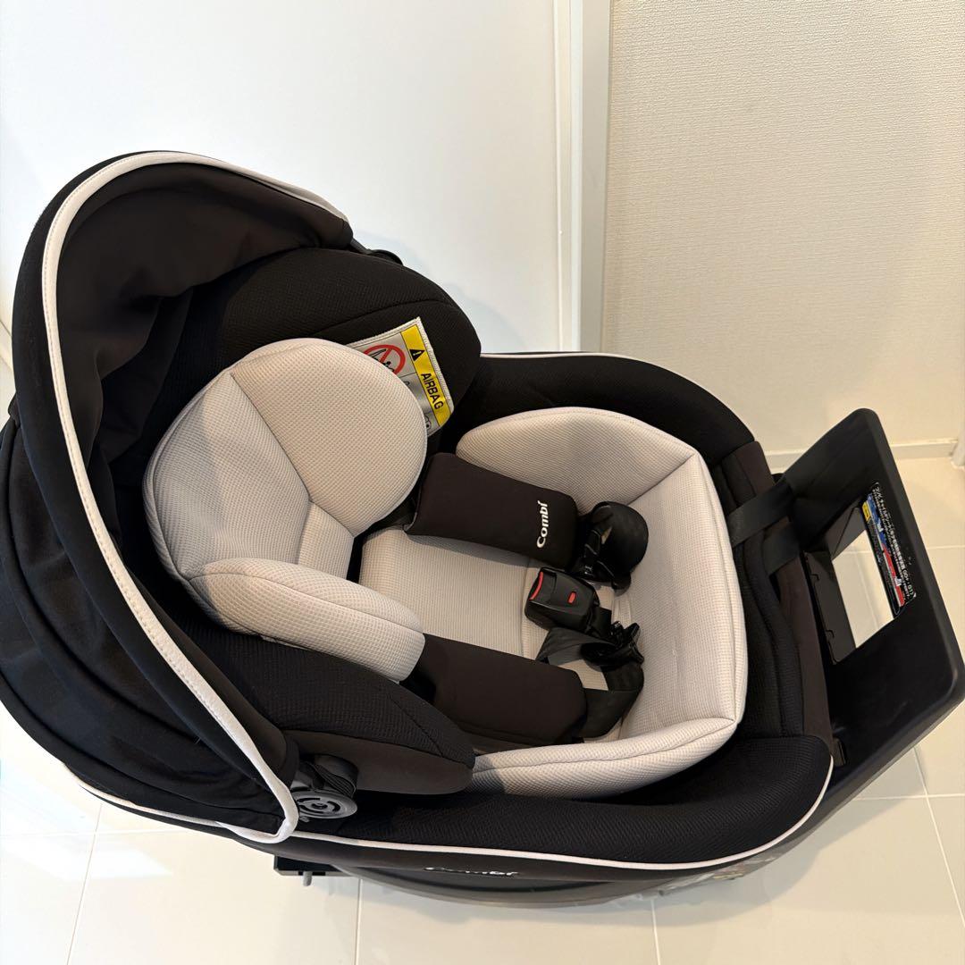 美品 Combi クルムーヴ スマート ISOFIX エッグショック